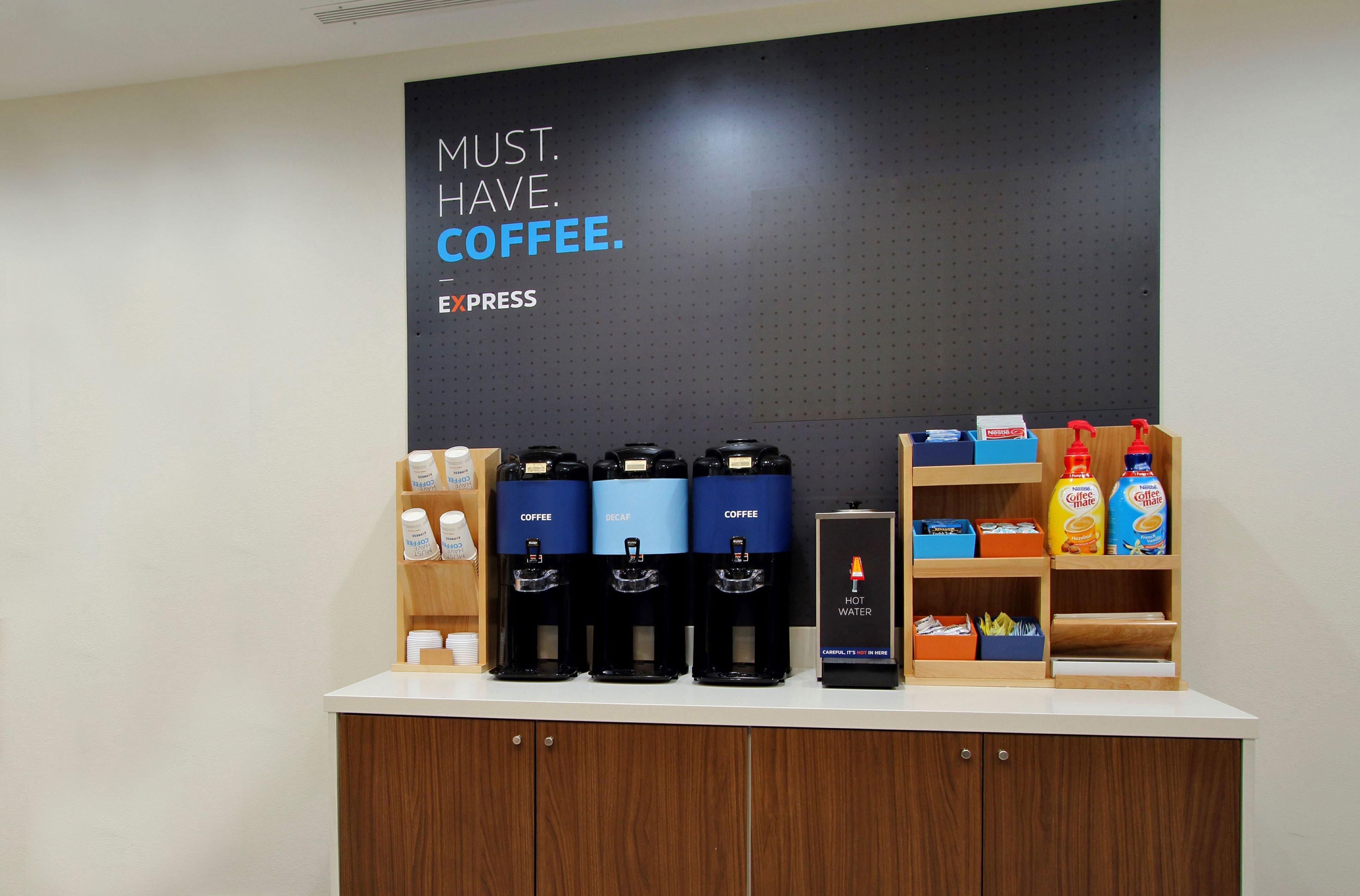 Holiday Inn Express Hotel & Suites Talladega By Ihg Екстериор снимка